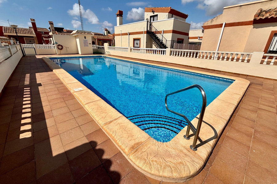 Resale - Villa - Guardamar del Segura - El Raso