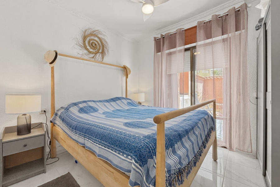 Resale - Apartamento/Bungalow - Torrevieja  - La Rosaleda - Los Frutales