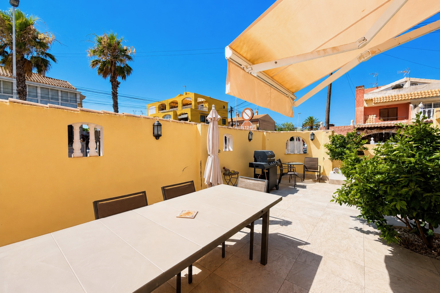 Resale - Apartamento/Bungalow - Torrevieja  - La Rosaleda - Los Frutales
