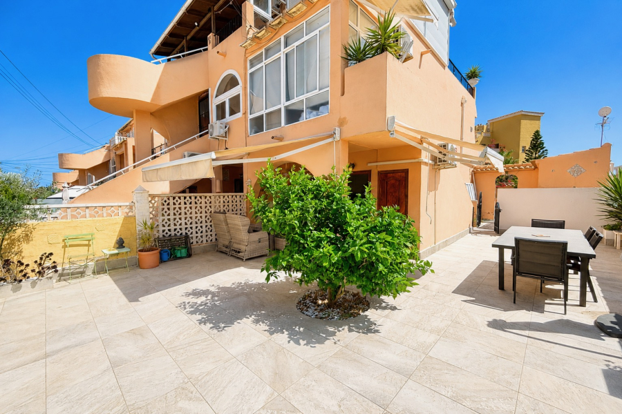 Resale - Apartamento/Bungalow - Torrevieja  - La Rosaleda - Los Frutales