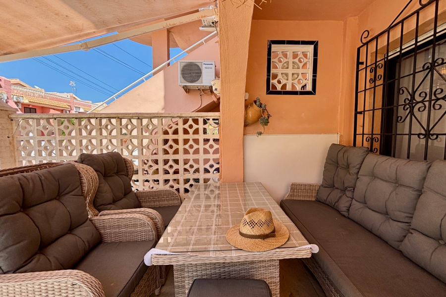 Resale - Apartamento/Bungalow - Torrevieja  - La Rosaleda - Los Frutales