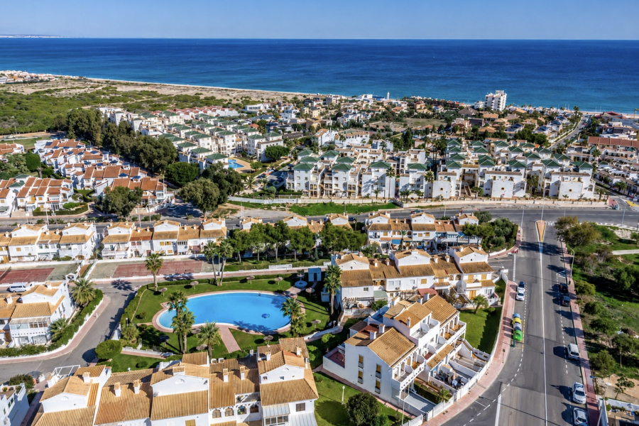 Resale - Apartamento/Bungalow - Torrevieja  - Torreblanca