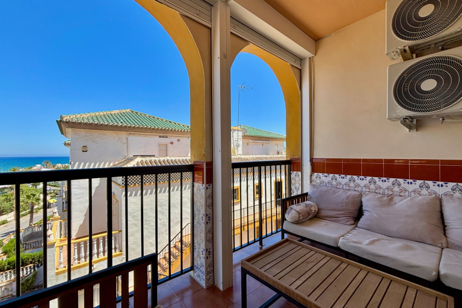 Resale - Lägenhet / Bungalow  - Torrevieja  - La Mata