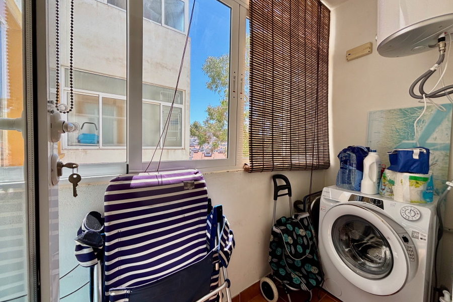 Resale - Lägenhet / Bungalow  - Torrevieja  - La Mata