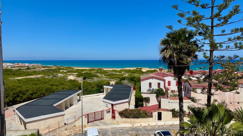Lägenhet / Bungalow  - Resale - Torrevieja  - La Mata