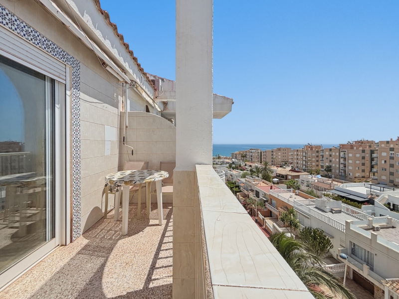 Apartment/Bungalow - Resale - Torrevieja  - E001086-41-RESERVADO/RESERVED