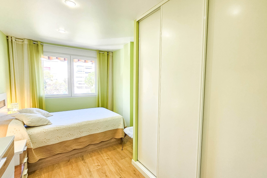 Pārdošana pēc lietošanas - Dzīvoklis/Bungalo - Torrevieja  - Playa del Cura