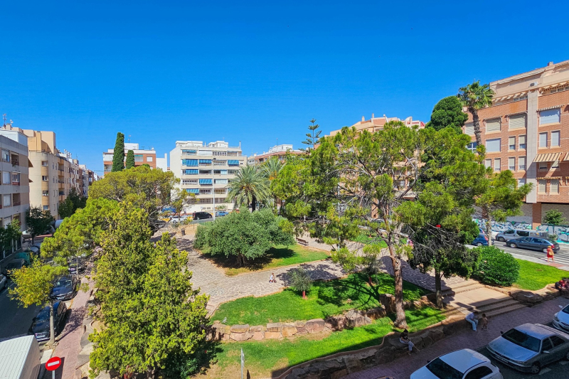 Dzīvoklis/Bungalo - Pārdošana pēc lietošanas - Torrevieja  - Playa del Cura