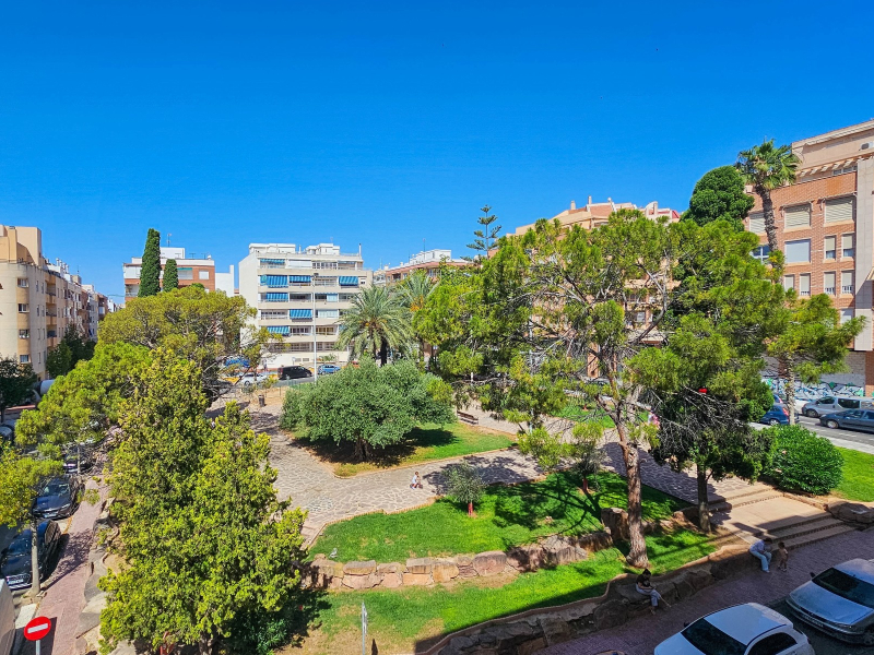 Apartment/Bungalow - Resale - Torrevieja  - EC02640