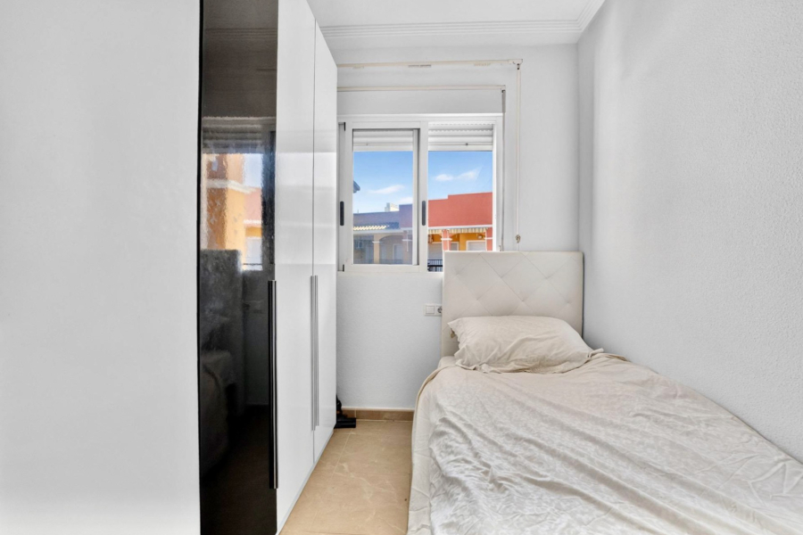 Z drugiej ręki - Apartament/Bungalow - Torrevieja  - Torreblanca