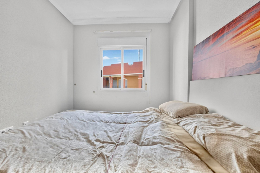 Z drugiej ręki - Apartament/Bungalow - Torrevieja  - Torreblanca
