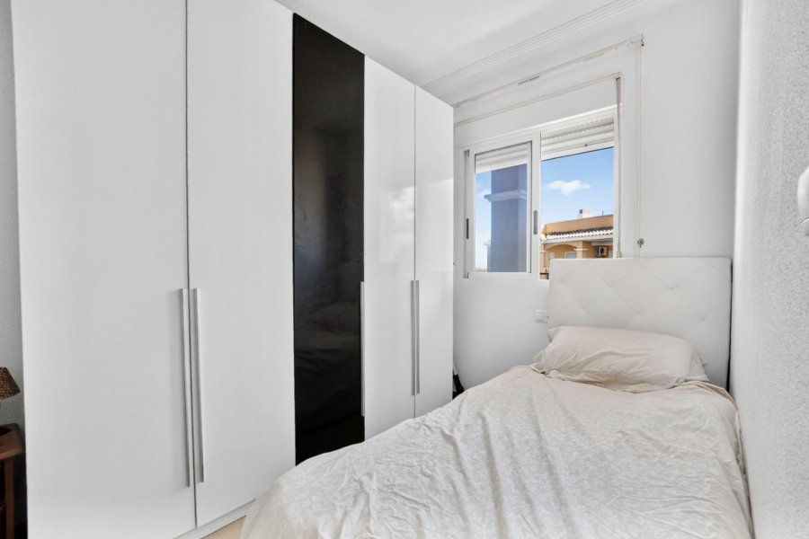 Z drugiej ręki - Apartament/Bungalow - Torrevieja  - Torreblanca