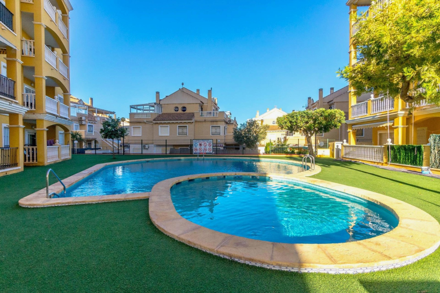 Z drugiej ręki - Apartament/Bungalow - Torrevieja  - Torreblanca