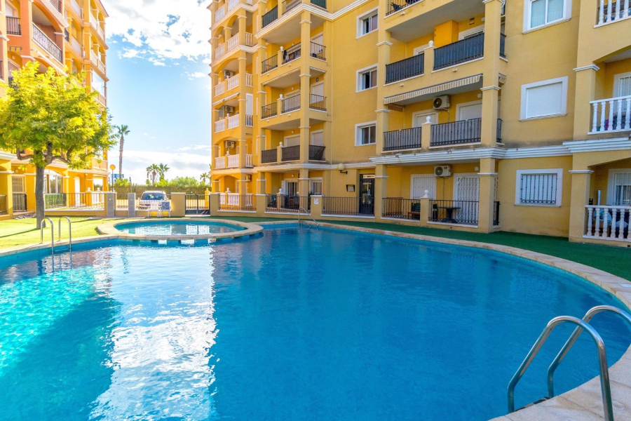 Z drugiej ręki - Apartament/Bungalow - Torrevieja  - Torreblanca