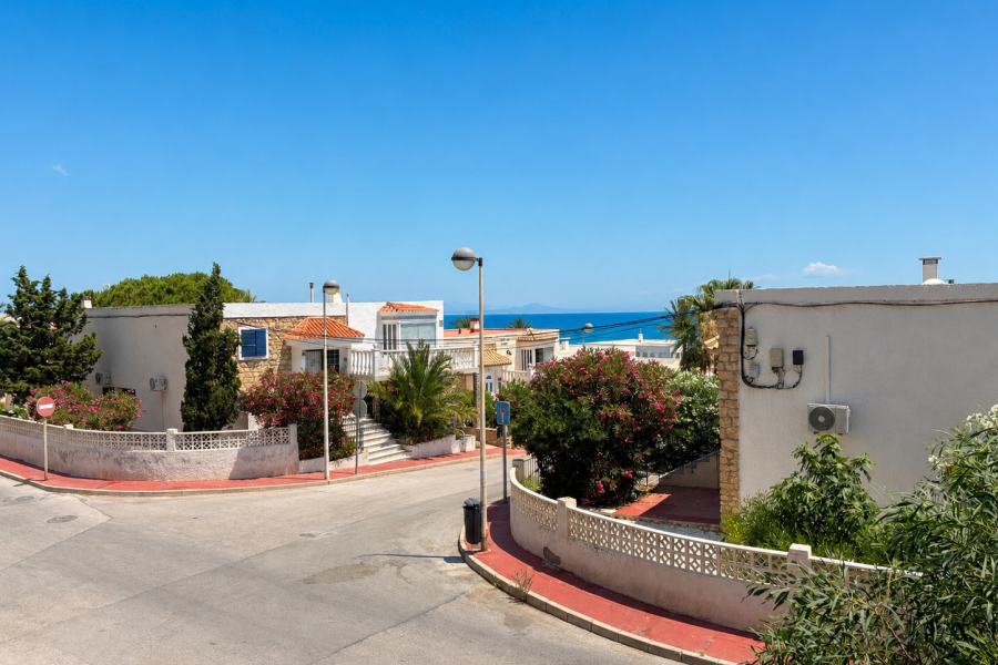 Pārdošana pēc lietošanas - Dzīvoklis/Bungalo - Torrevieja  - La Mata