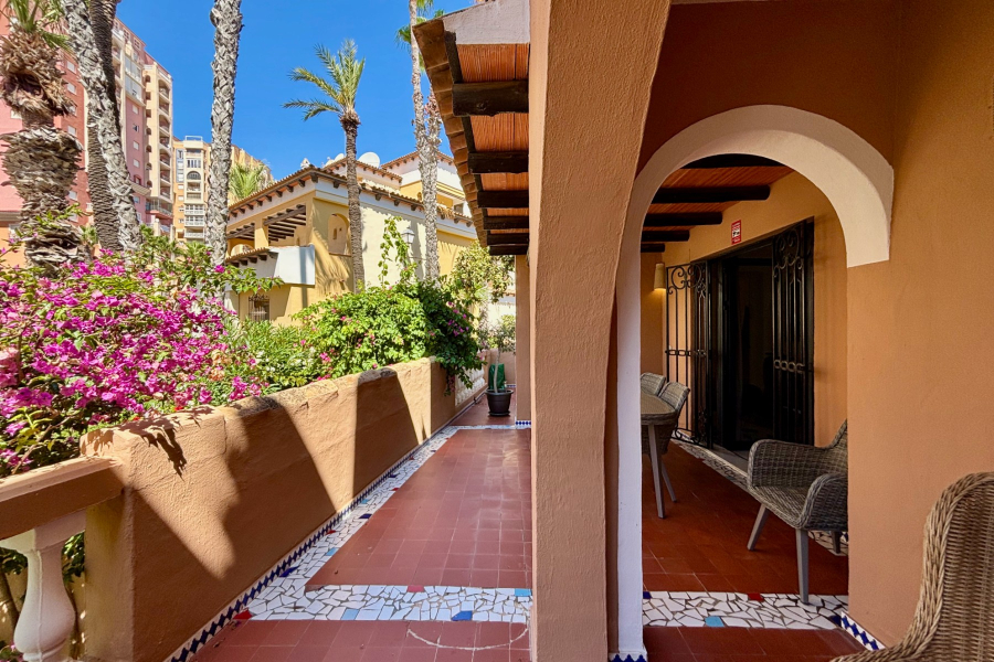 Resale - Apartment/Bungalow - Torrevieja  - Aldea del Mar