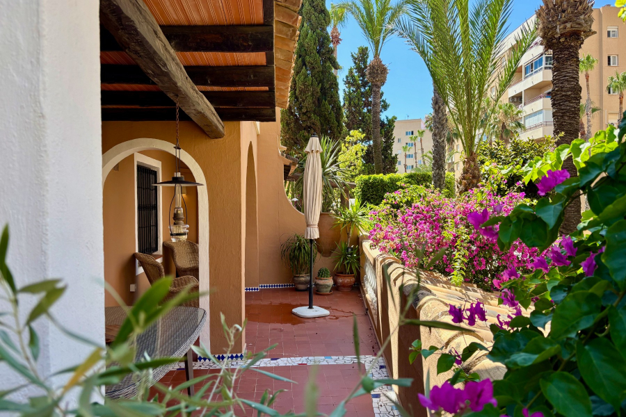 Resale - Apartment/Bungalow - Torrevieja  - Aldea del Mar