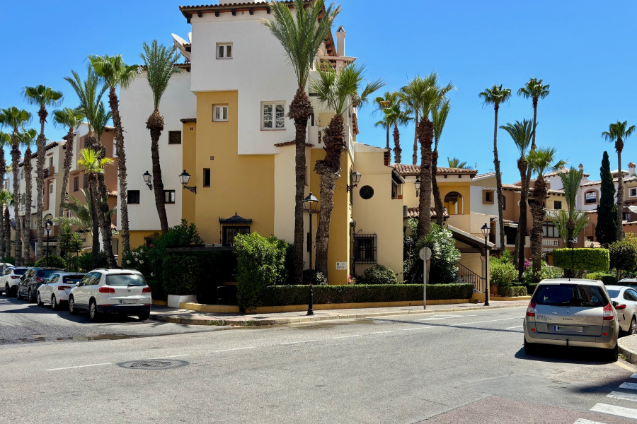 Resale - Apartment/Bungalow - Torrevieja  - Aldea del Mar