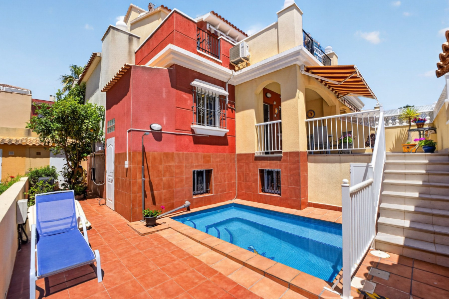 Z drugiej ręki - Szeregowiec - Torrevieja  - Aguas Nuevas