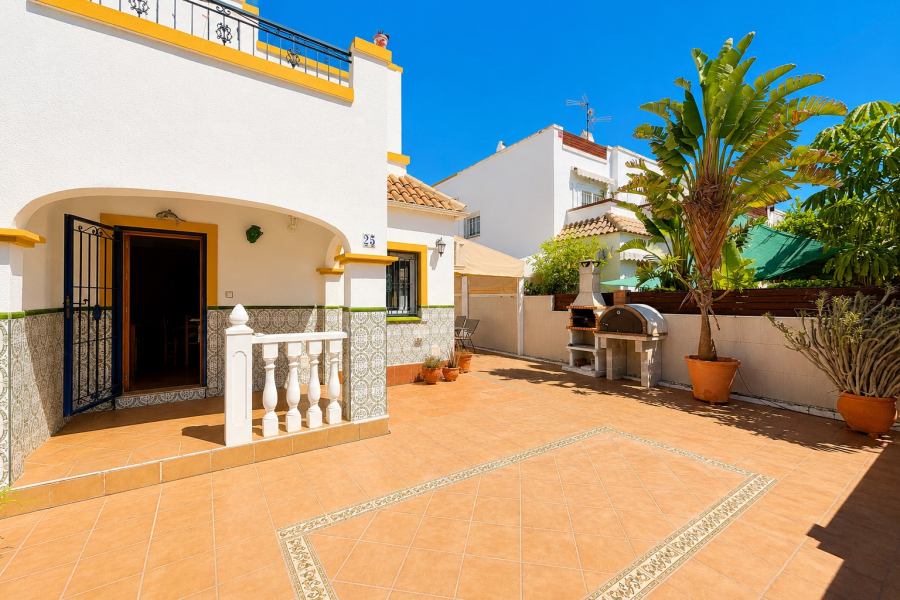 Resale - Radhus / Duplex - Torrevieja  - Jardín del Mar