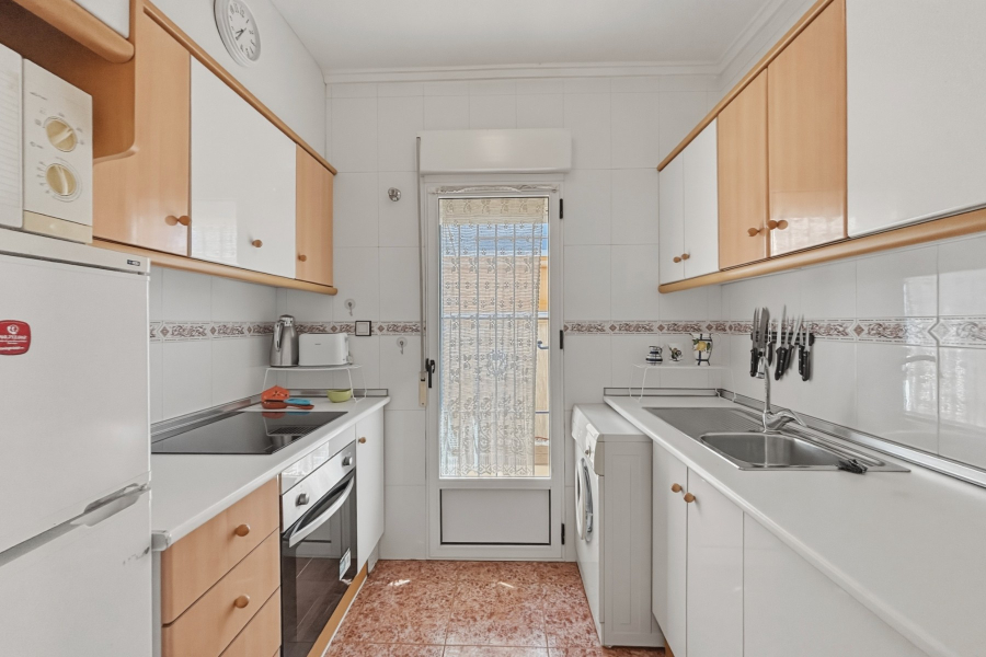 Resale - Radhus / Duplex - Torrevieja  - Jardín del Mar