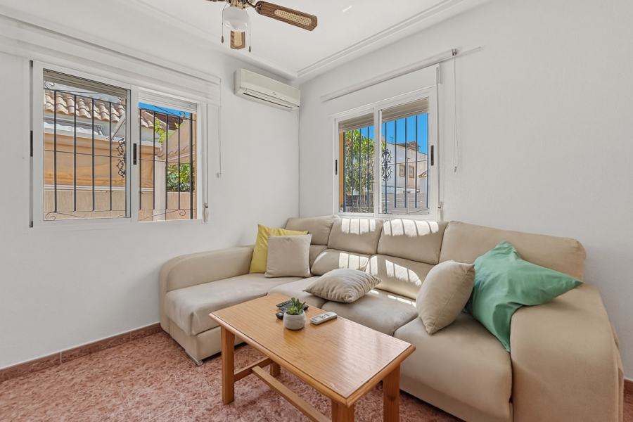 Resale - Radhus / Duplex - Torrevieja  - Jardín del Mar
