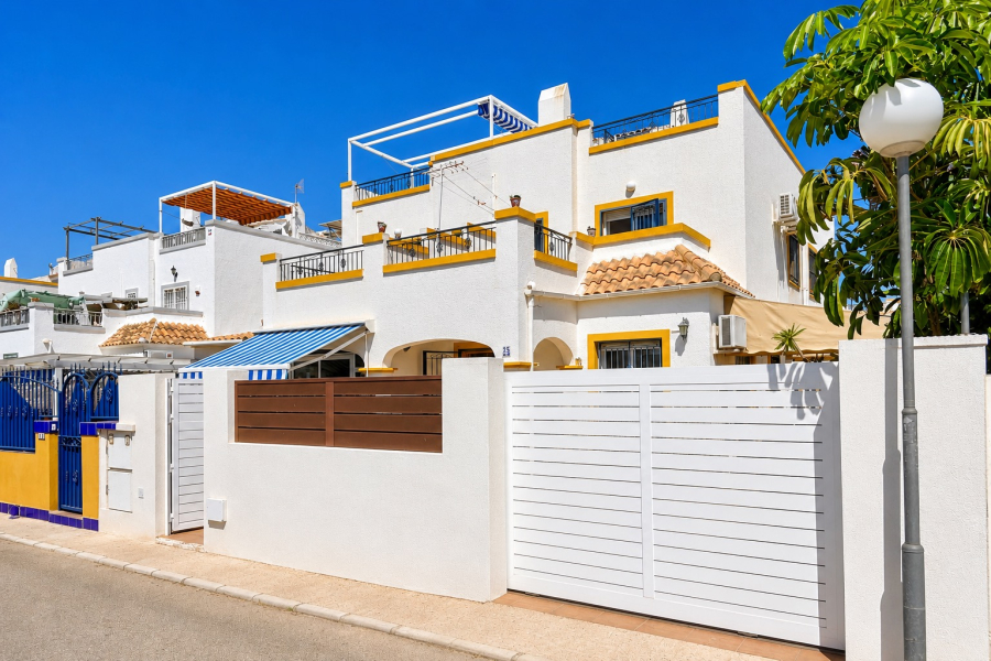 Resale - Radhus / Duplex - Torrevieja  - Jardín del Mar