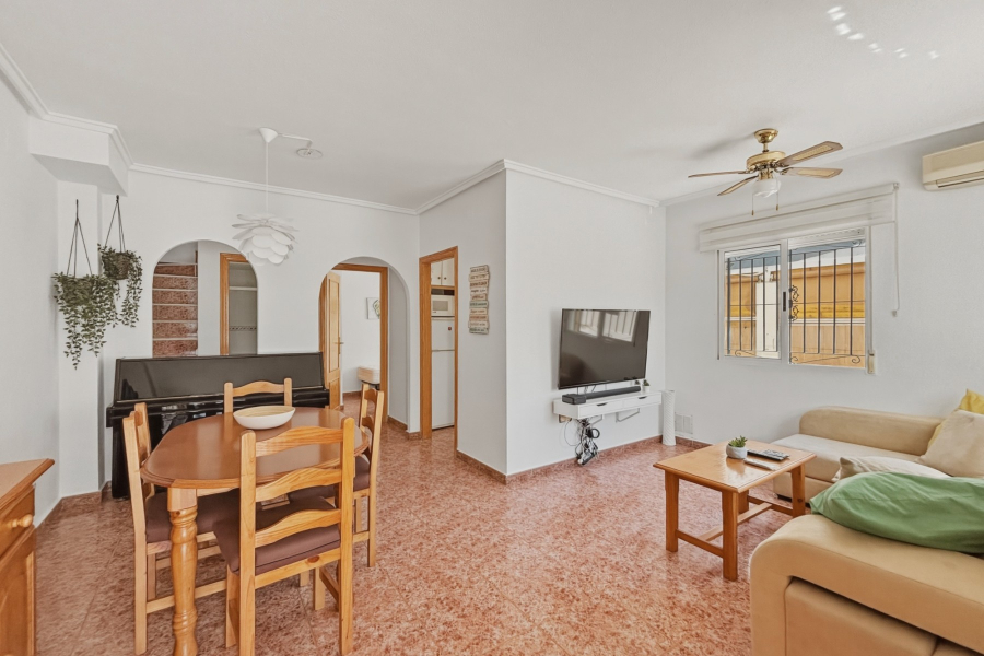 Resale - Radhus / Duplex - Torrevieja  - Jardín del Mar