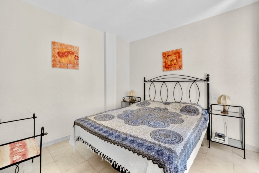 Resale - Lägenhet / Bungalow  - Torrevieja  - Aguas Nuevas