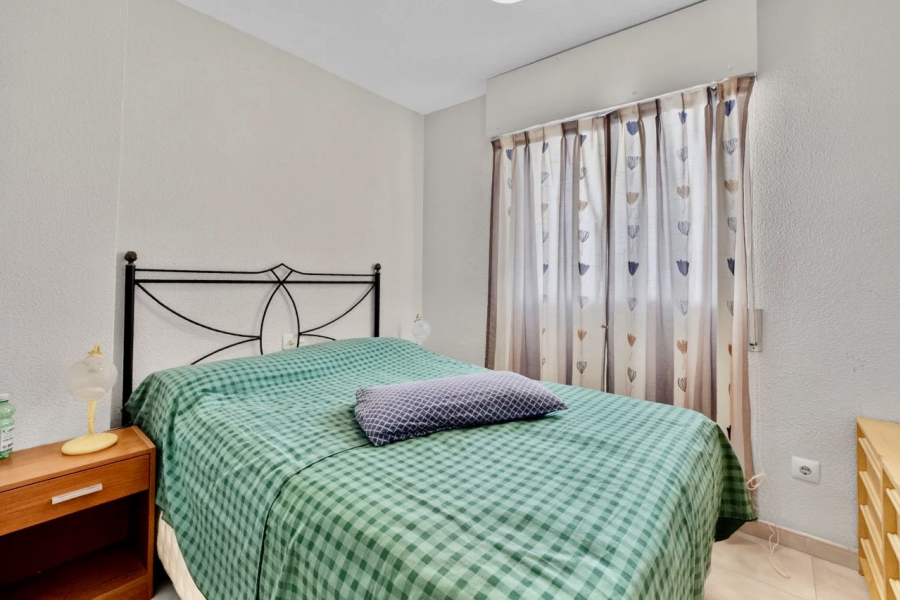Resale - Lägenhet / Bungalow  - Torrevieja  - Aguas Nuevas