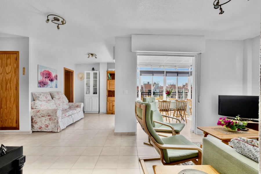 Resale - Lägenhet / Bungalow  - Torrevieja  - Aguas Nuevas