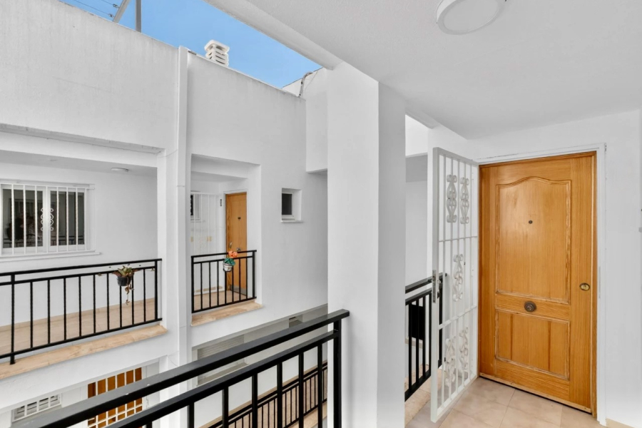 Resale - Lägenhet / Bungalow  - Torrevieja  - Aguas Nuevas