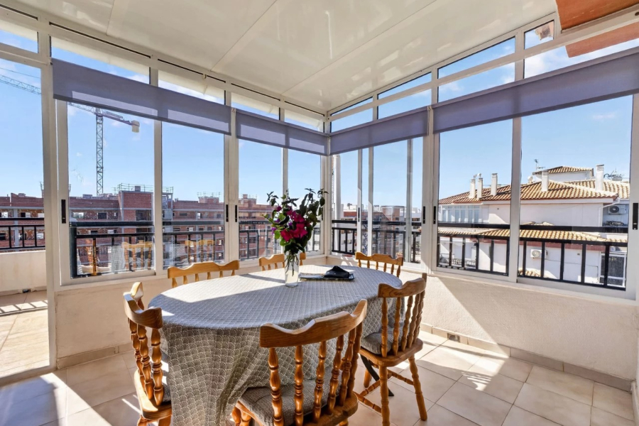 Resale - Lägenhet / Bungalow  - Torrevieja  - Aguas Nuevas