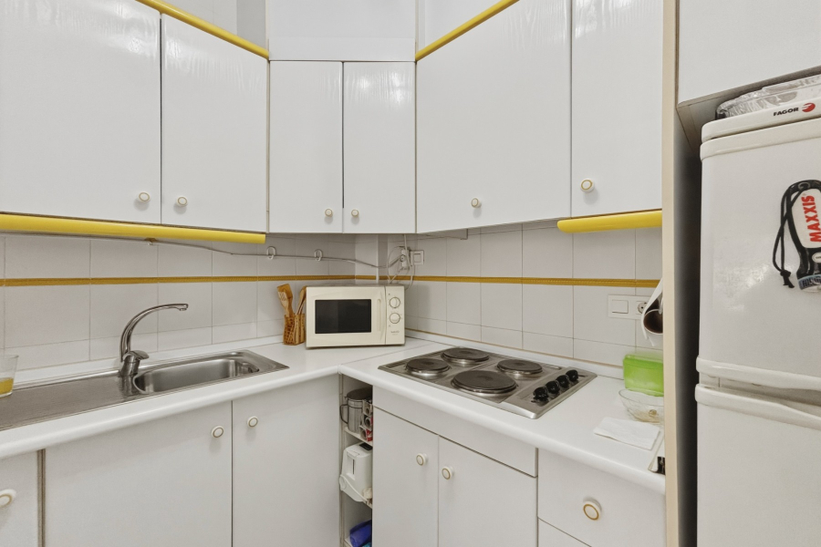 Resale - Lägenhet / Bungalow  - Torrevieja  - La Mata