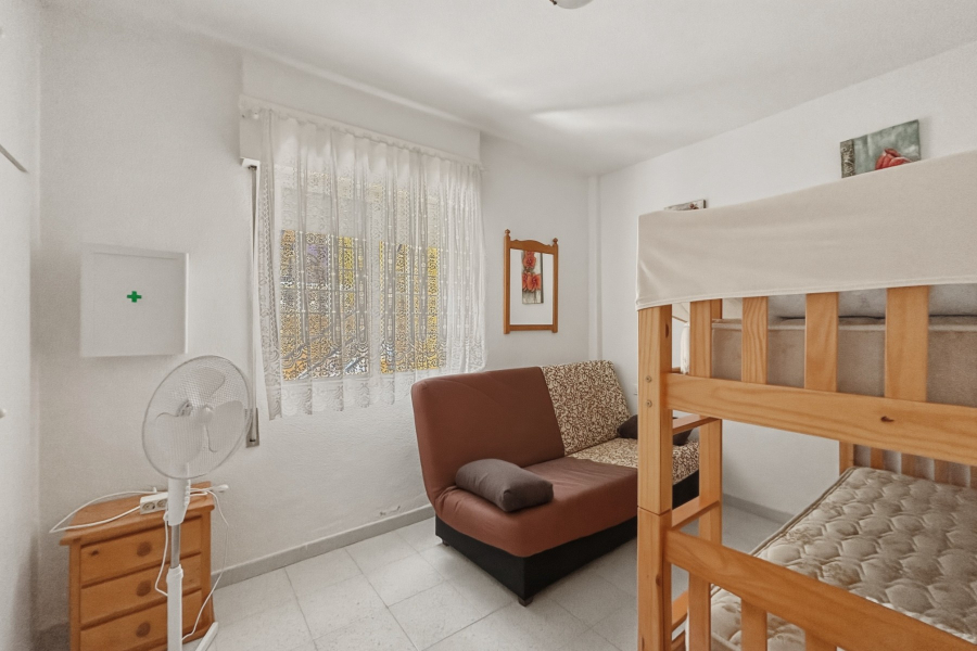 Resale - Lägenhet / Bungalow  - Torrevieja  - La Mata