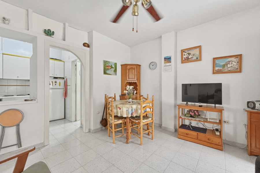 Resale - Lägenhet / Bungalow  - Torrevieja  - La Mata