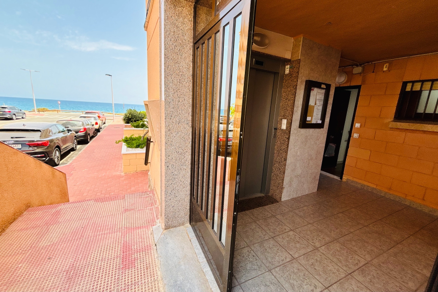 Вторичный рынок - Квартира/Бунгало - Torrevieja  - Cabo Cervera