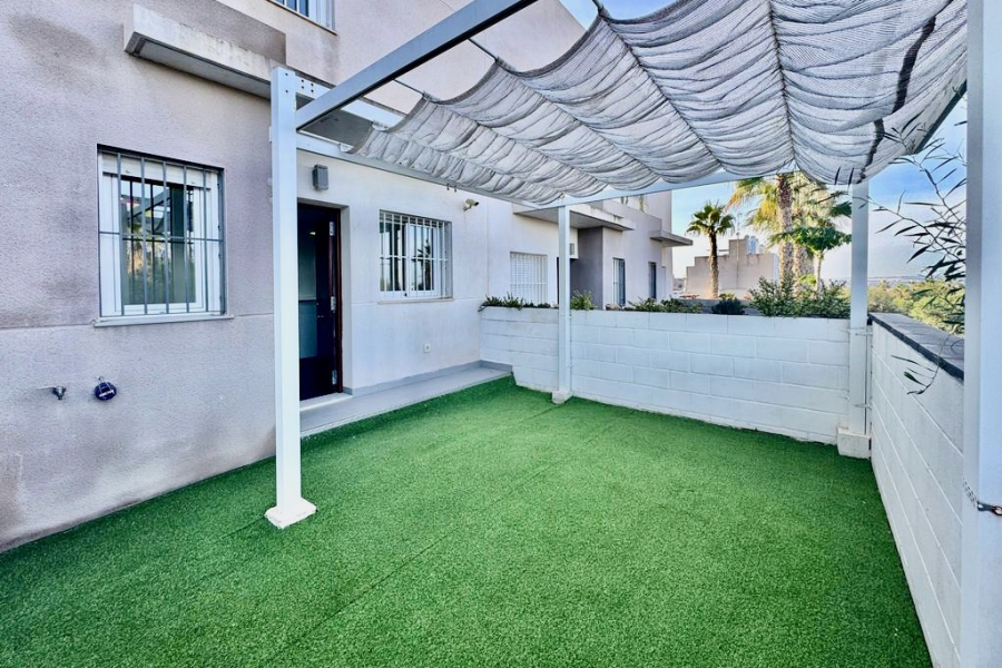 Resale - Radhus / Duplex - Torrevieja  - Aguas Nuevas