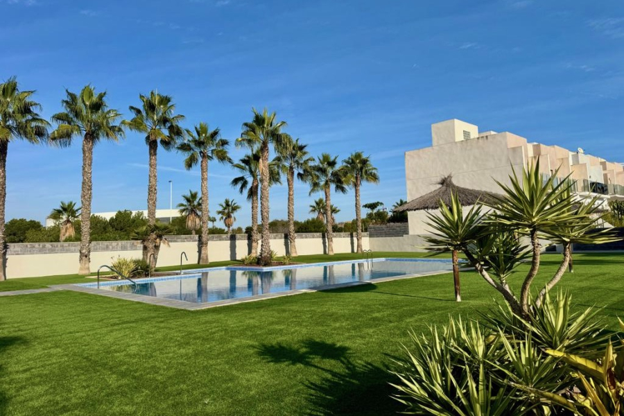 Resale - Radhus / Duplex - Torrevieja  - Aguas Nuevas