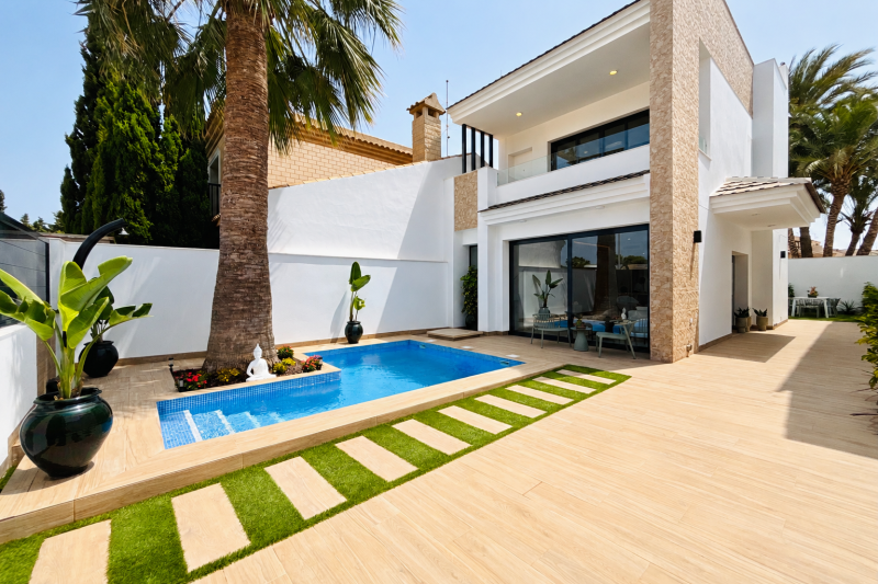Villa / Semi detached - New Build - San Pedro del Pinatar - Centro