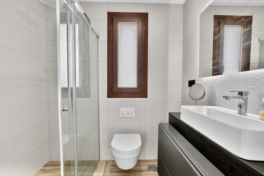 Resale - Villa - Torrevieja  - Los Balcones