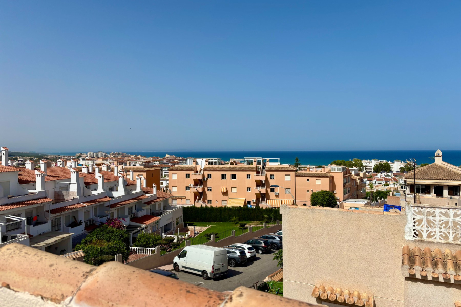 Resale - Villa / Semi detached - Torrevieja  - Torreblanca