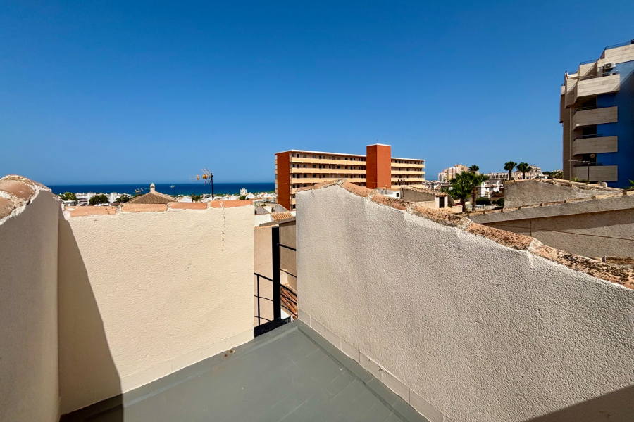 Resale - Villa / Semi detached - Torrevieja  - Torreblanca