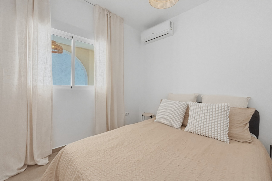 Resale - Villa / Semi detached - Torrevieja  - Torreblanca