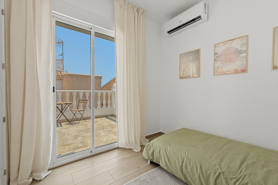 Resale - Villa / Semi detached - Torrevieja  - Torreblanca