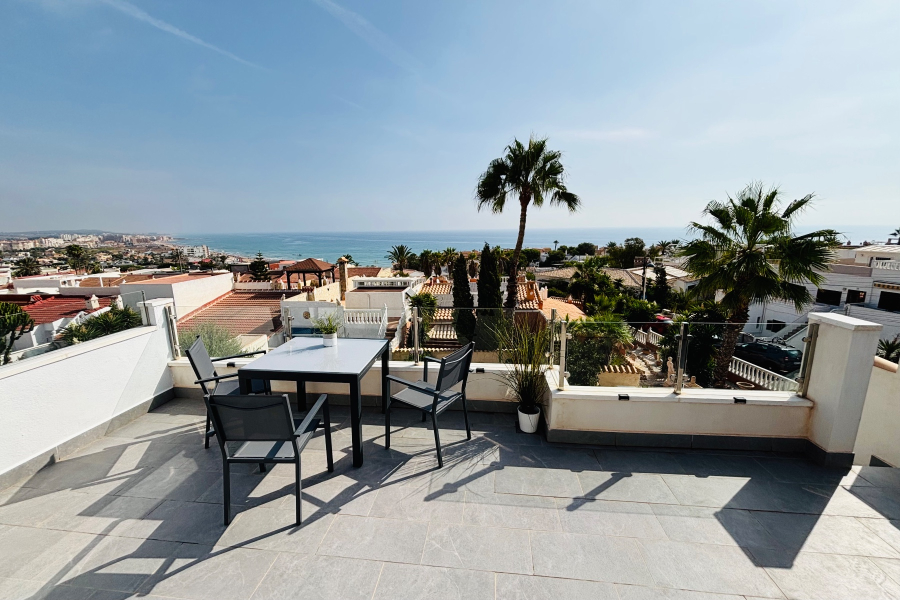 Resale - Radhus / Duplex - Torrevieja  - La Mata