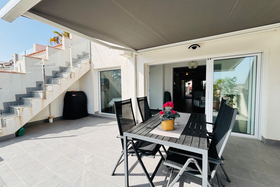 Resale - Radhus / Duplex - Torrevieja  - La Mata