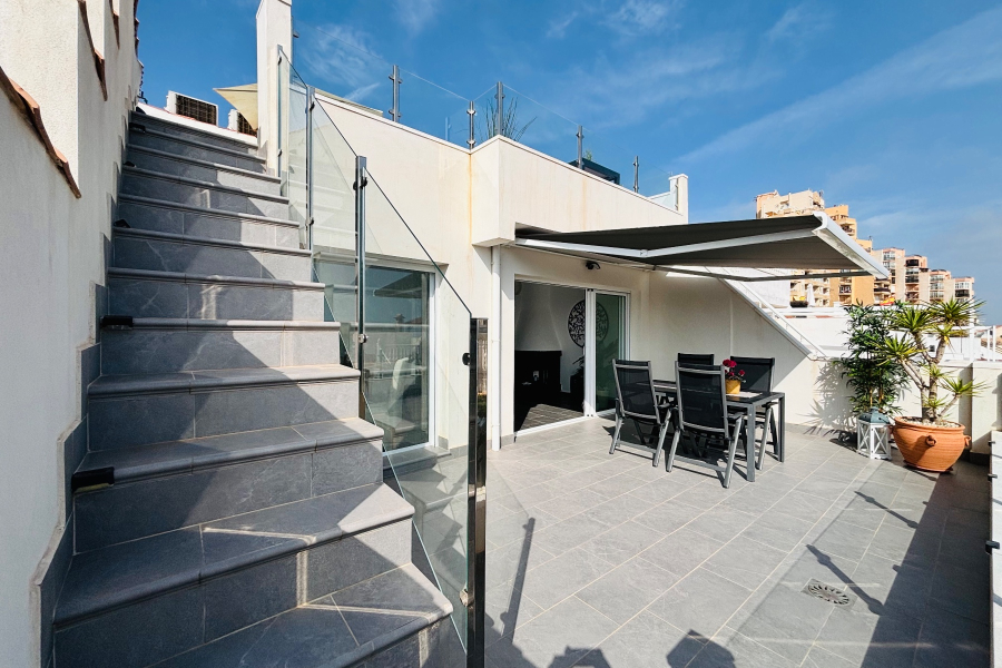 Resale - Radhus / Duplex - Torrevieja  - La Mata