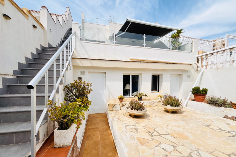 Resale - Radhus / Duplex - Torrevieja  - La Mata
