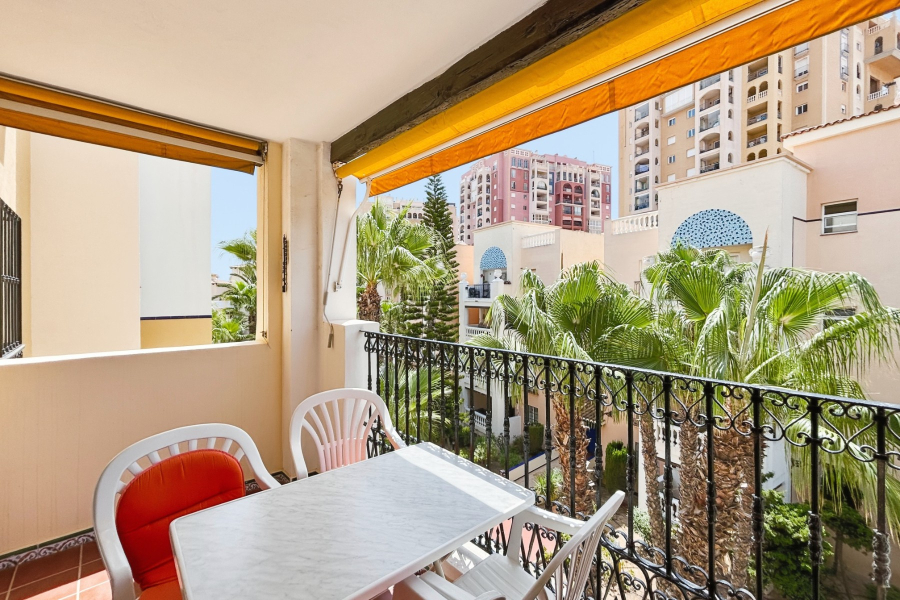 Resale - Apartment/Bungalow - Torrevieja  - Los Locos